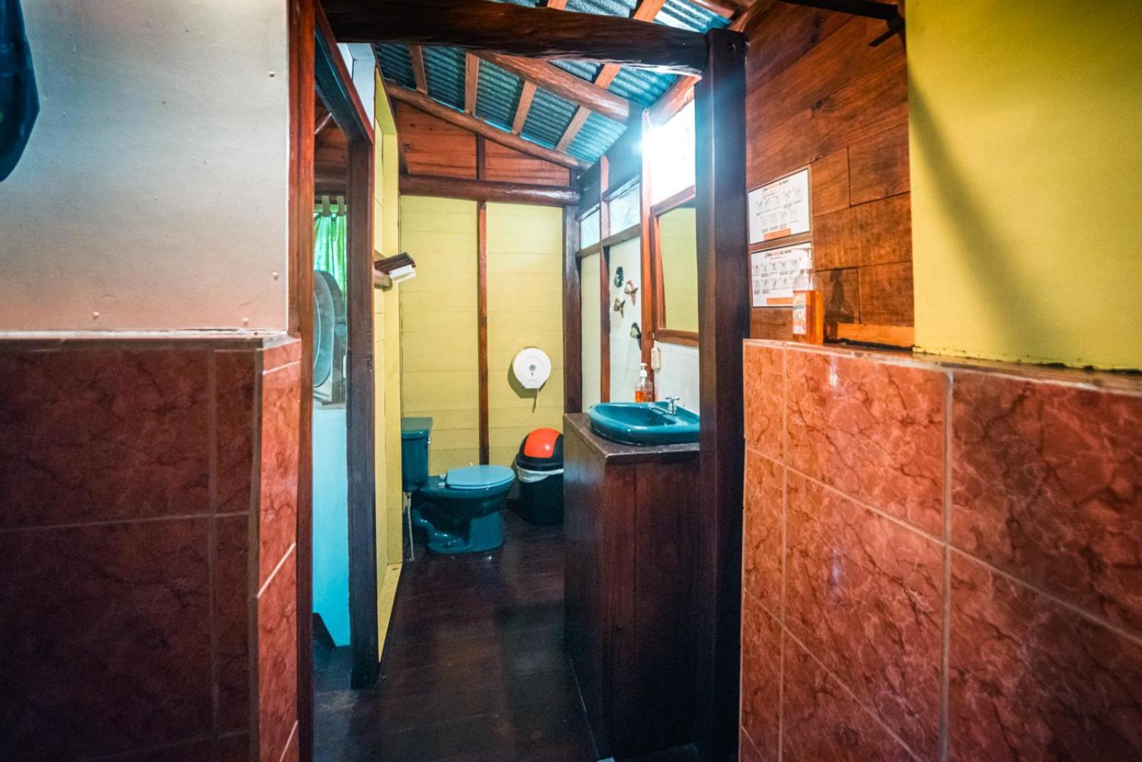 Hotel Casa Perico Rio Dulce Town Dış mekan fotoğraf