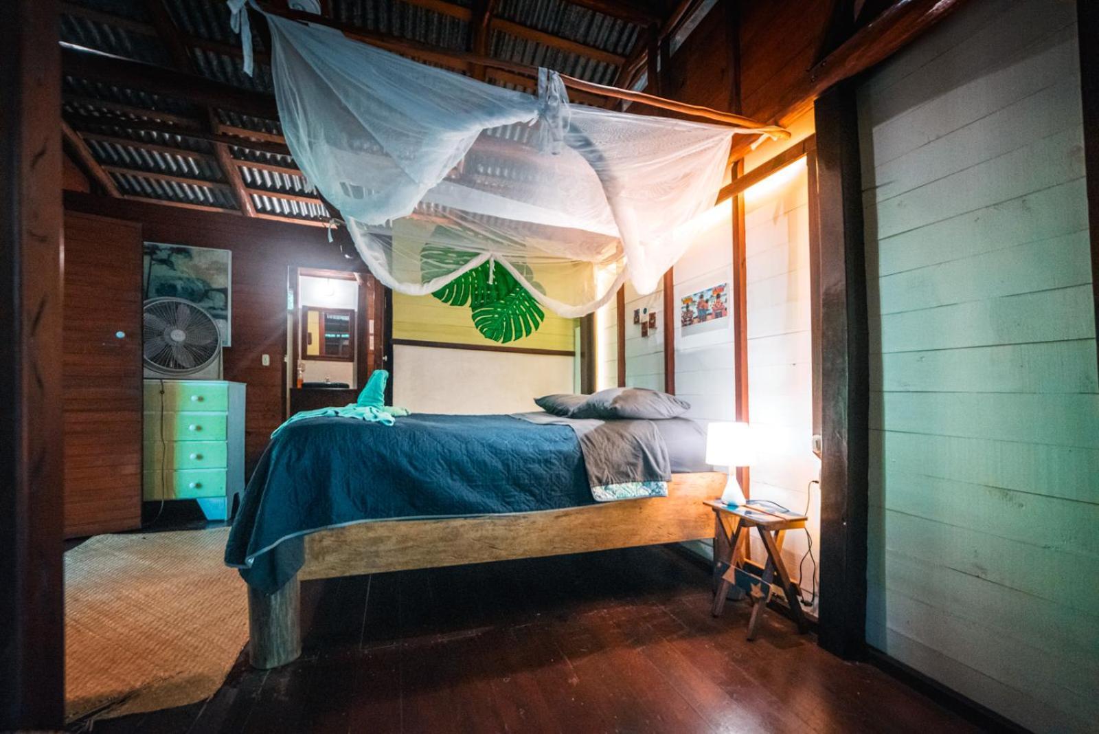 Hotel Casa Perico Rio Dulce Town Dış mekan fotoğraf