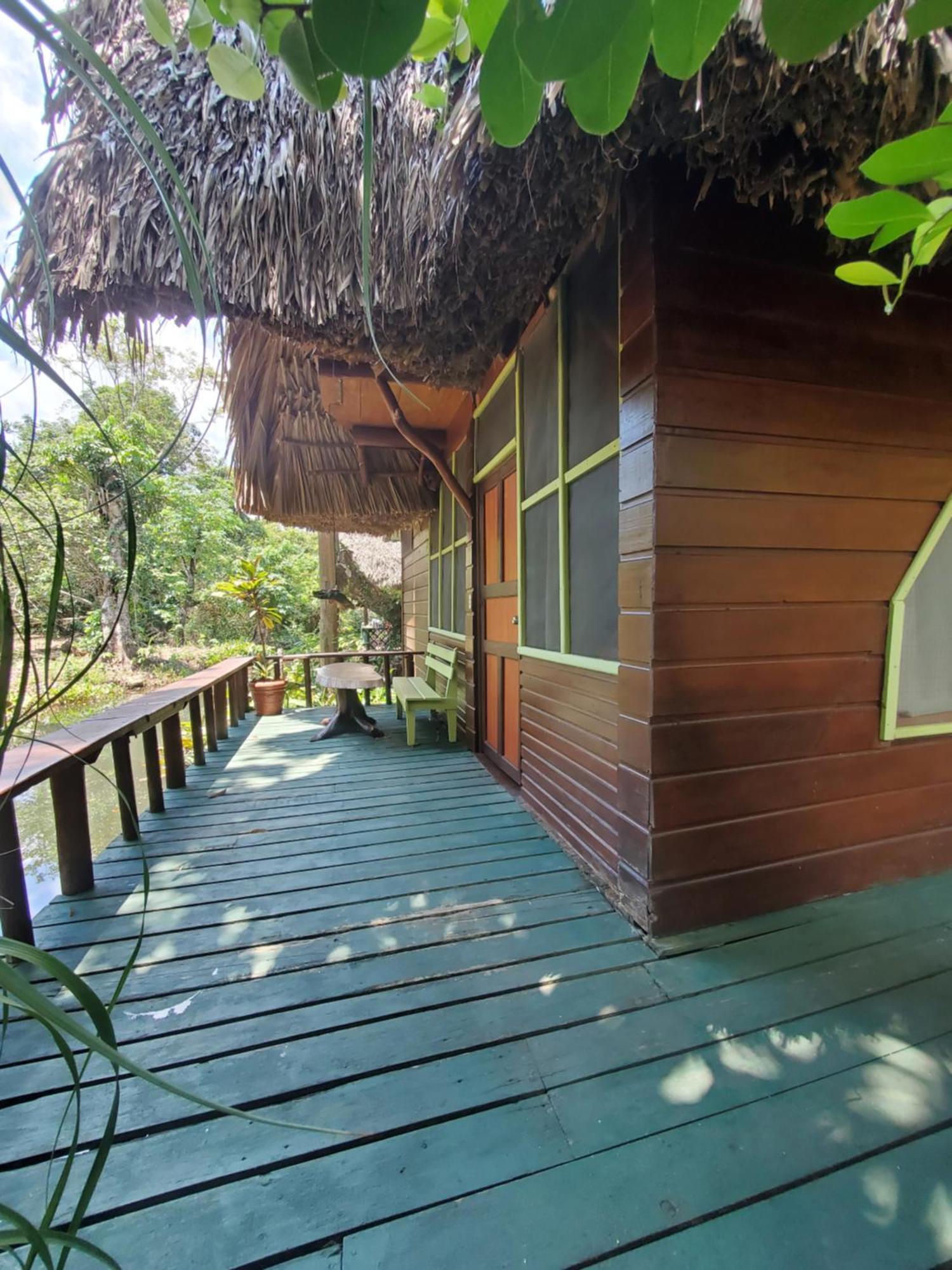 Hotel Casa Perico Rio Dulce Town Dış mekan fotoğraf