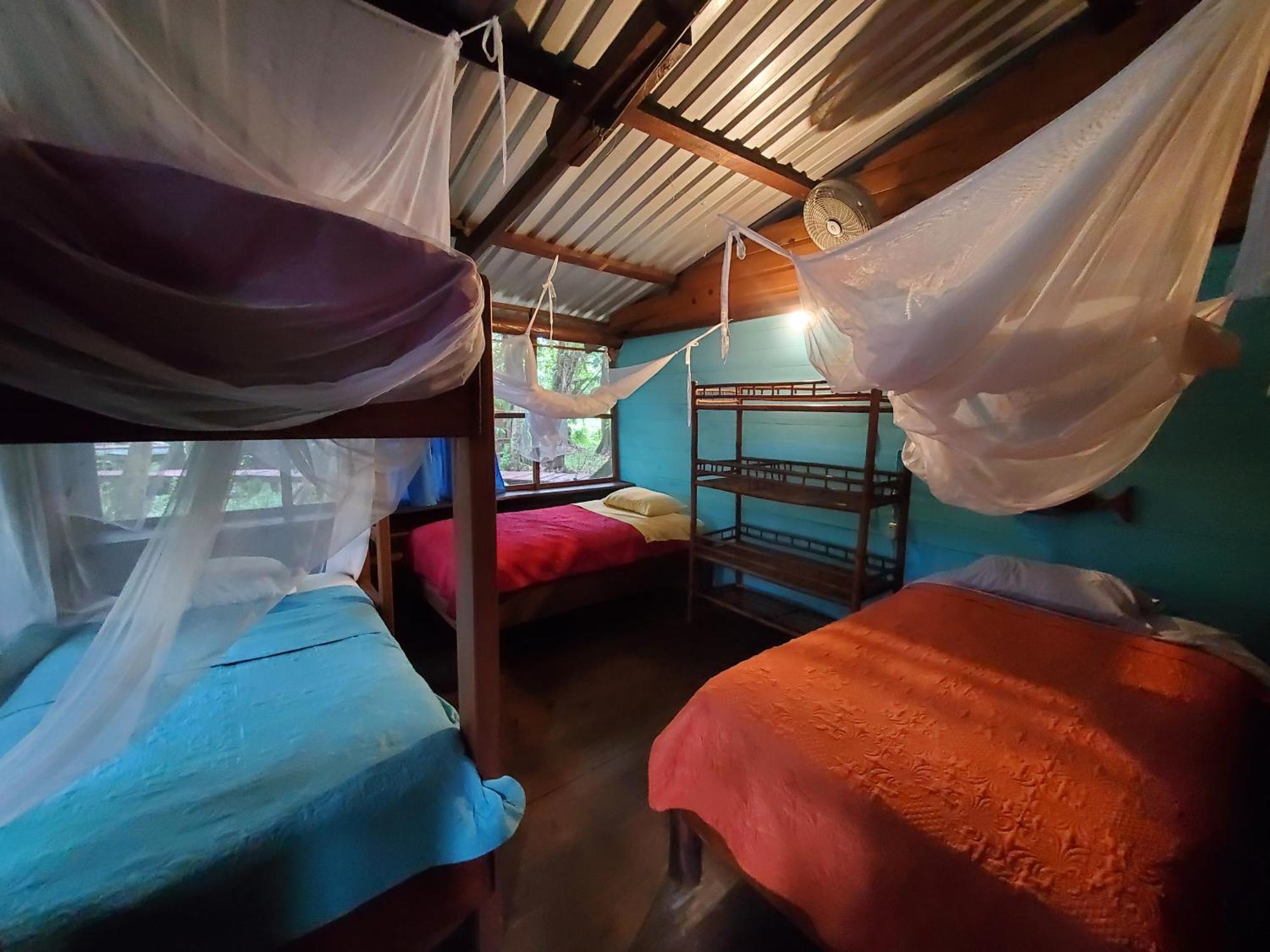 Hotel Casa Perico Rio Dulce Town Dış mekan fotoğraf