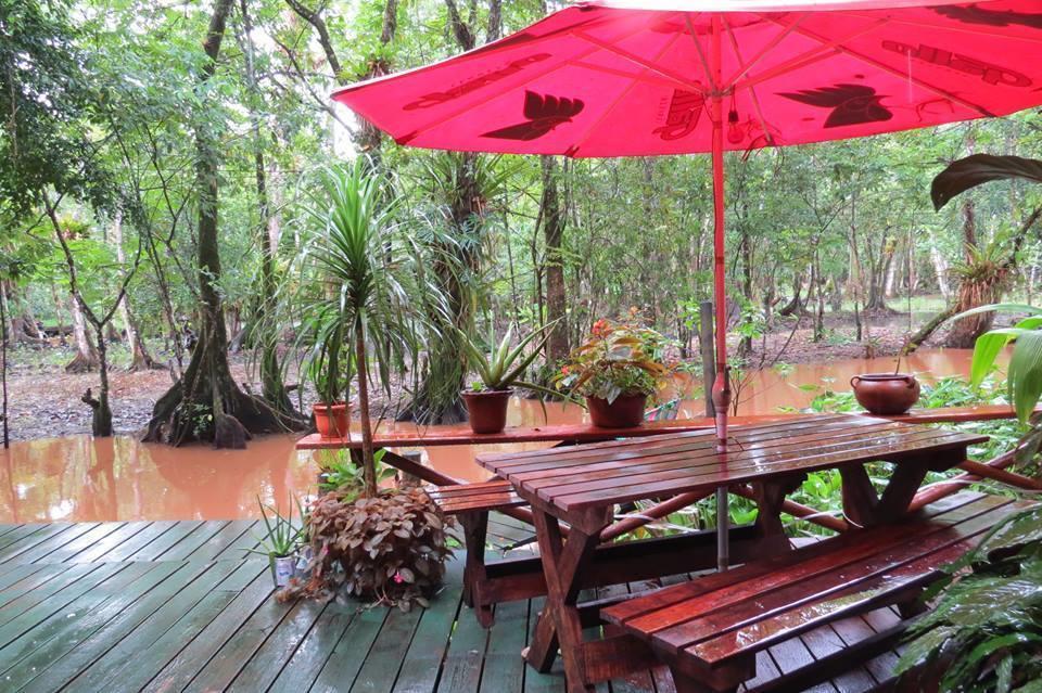 Hotel Casa Perico Rio Dulce Town Dış mekan fotoğraf