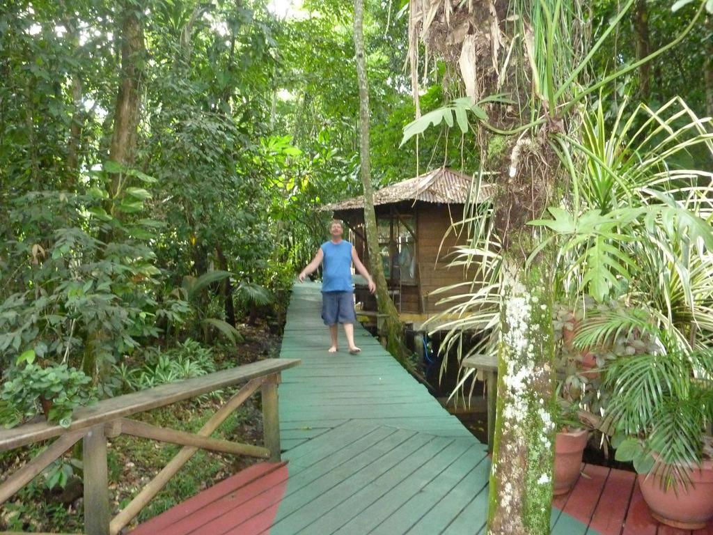 Hotel Casa Perico Rio Dulce Town Dış mekan fotoğraf